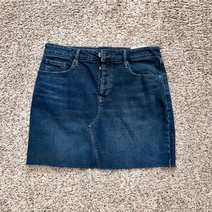 Women’s Old Navy Denim Skirt - Size 12, NWT